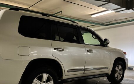 Toyota Land Cruiser 200, 2012 год, 3 950 000 рублей, 7 фотография