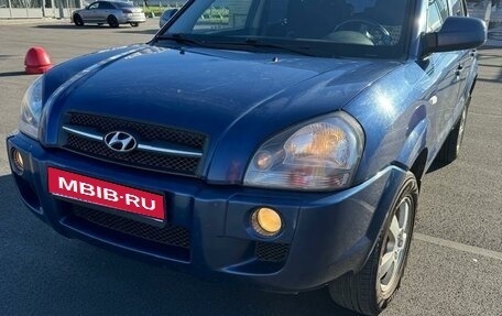 Hyundai Tucson III, 2008 год, 850 000 рублей, 1 фотография