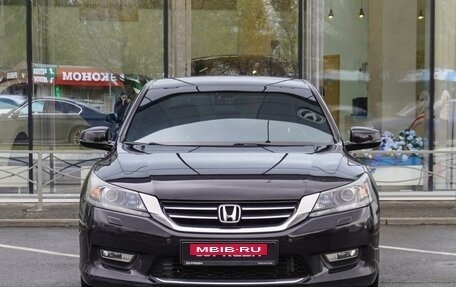 Honda Accord IX рестайлинг, 2013 год, 1 999 000 рублей, 3 фотография