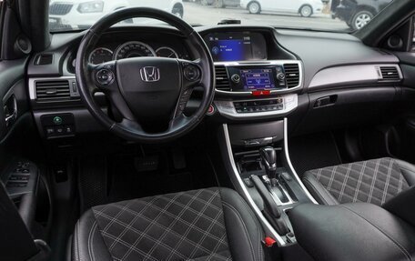 Honda Accord IX рестайлинг, 2013 год, 1 999 000 рублей, 6 фотография