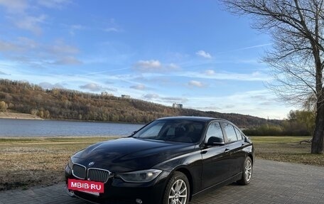 BMW 3 серия, 2013 год, 1 590 000 рублей, 14 фотография