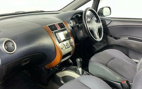 Mitsubishi Colt VI рестайлинг, 2004 год, 709 000 рублей, 13 фотография