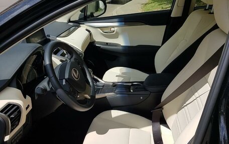 Lexus NX I, 2017 год, 3 350 000 рублей, 4 фотография