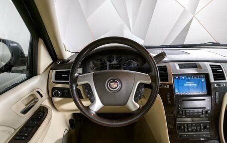 Cadillac Escalade III, 2008 год, 1 515 000 рублей, 16 фотография