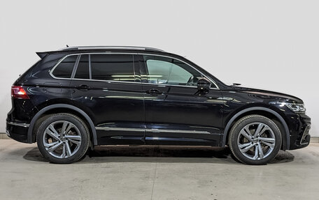 Volkswagen Tiguan II, 2021 год, 3 650 000 рублей, 4 фотография