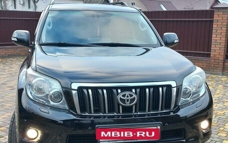 Toyota Land Cruiser Prado 150 рестайлинг 2, 2012 год, 2 650 000 рублей, 2 фотография