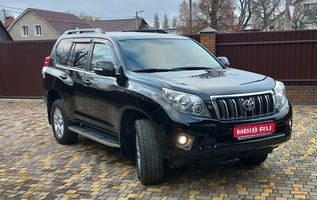 Toyota Land Cruiser Prado 150 рестайлинг 2, 2012 год, 2 650 000 рублей, 3 фотография