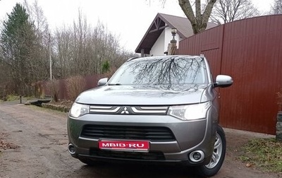 Mitsubishi Outlander III рестайлинг 3, 2012 год, 1 330 000 рублей, 1 фотография