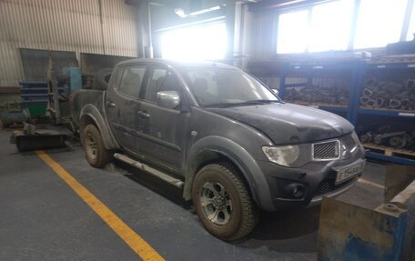 Mitsubishi L200 IV рестайлинг, 2012 год, 691 000 рублей, 2 фотография