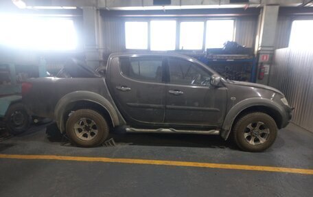 Mitsubishi L200 IV рестайлинг, 2012 год, 691 000 рублей, 4 фотография