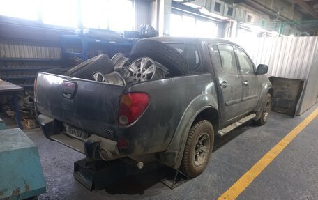 Mitsubishi L200 IV рестайлинг, 2012 год, 691 000 рублей, 3 фотография