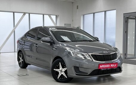 KIA Rio III рестайлинг, 2013 год, 860 000 рублей, 2 фотография