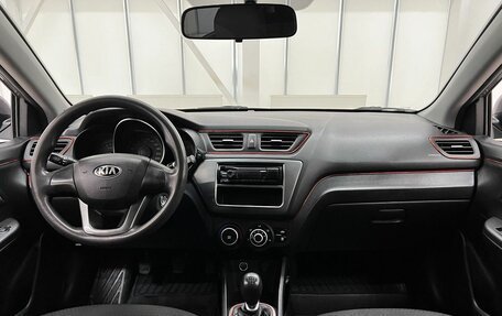 KIA Rio III рестайлинг, 2013 год, 860 000 рублей, 10 фотография