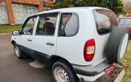 Chevrolet Niva I рестайлинг, 2003 год, 260 000 рублей, 5 фотография