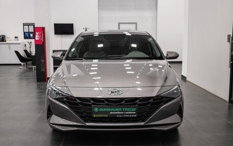 Hyundai Elantra, 2021 год, 2 450 000 рублей, 2 фотография