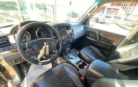 Mitsubishi Pajero IV, 2008 год, 1 740 000 рублей, 10 фотография