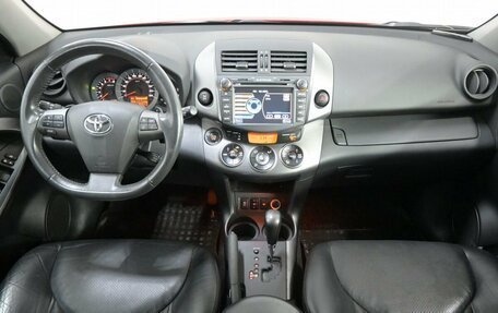 Toyota RAV4, 2011 год, 1 860 000 рублей, 10 фотография