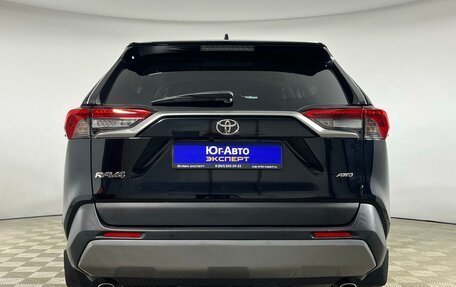 Toyota RAV4, 2021 год, 3 575 000 рублей, 5 фотография