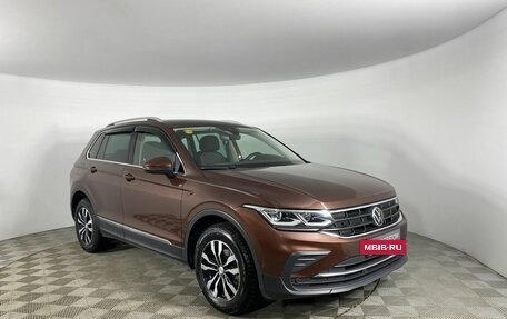 Volkswagen Tiguan II, 2021 год, 3 199 000 рублей, 7 фотография