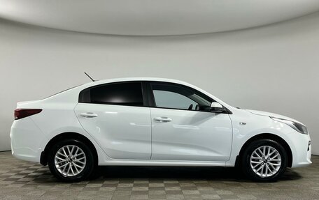 KIA Rio IV, 2018 год, 1 425 000 рублей, 4 фотография