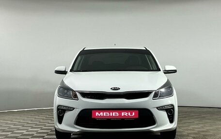 KIA Rio IV, 2018 год, 1 425 000 рублей, 2 фотография