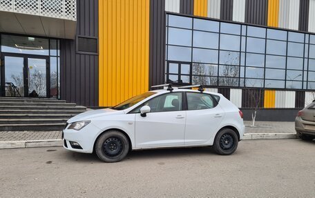 SEAT Ibiza IV рестайлинг 2, 2012 год, 930 000 рублей, 4 фотография