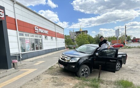 Isuzu D-Max II, 2018 год, 2 800 000 рублей, 4 фотография