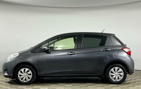 Toyota Vitz, 2018 год, 979 000 рублей, 3 фотография