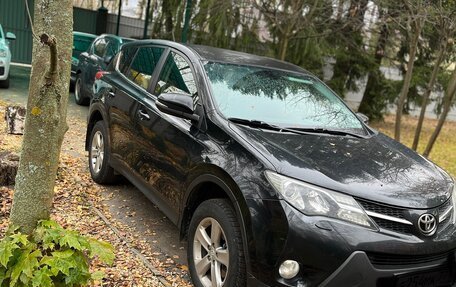 Toyota RAV4, 2014 год, 1 950 000 рублей, 2 фотография