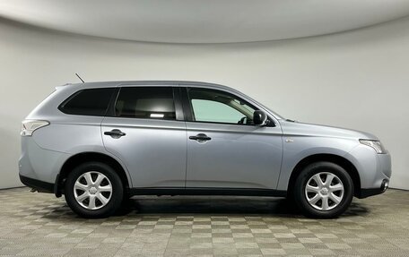 Mitsubishi Outlander III рестайлинг 3, 2012 год, 1 749 750 рублей, 4 фотография