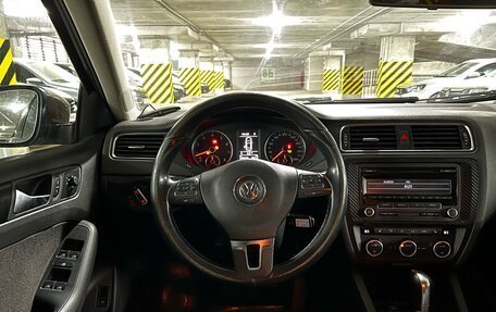 Volkswagen Jetta VI, 2012 год, 990 000 рублей, 13 фотография