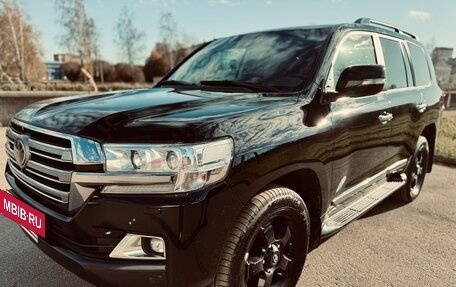 Toyota Land Cruiser 200, 2019 год, 7 980 000 рублей, 8 фотография