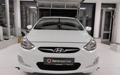 Hyundai Solaris II рестайлинг, 2014 год, 1 000 000 рублей, 2 фотография