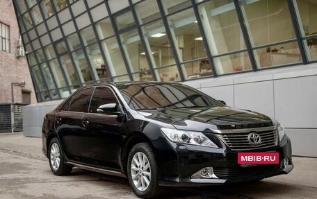 Toyota Camry, 2013 год, 1 725 000 рублей, 4 фотография