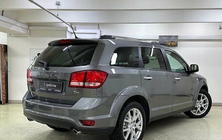 Dodge Journey I, 2011 год, 1 175 000 рублей, 6 фотография