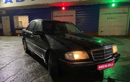 Mercedes-Benz C-Класс, 1994 год, 385 000 рублей, 3 фотография