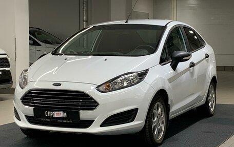 Ford Fiesta, 2015 год, 942 000 рублей, 2 фотография