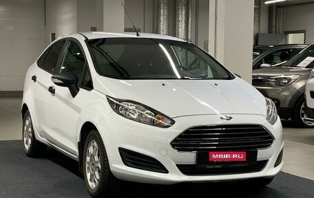 Ford Fiesta, 2015 год, 942 000 рублей, 3 фотография