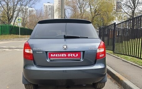 Skoda Fabia II, 2013 год, 850 000 рублей, 2 фотография