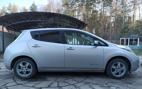 Nissan Leaf I, 2015 год, 990 000 рублей, 4 фотография