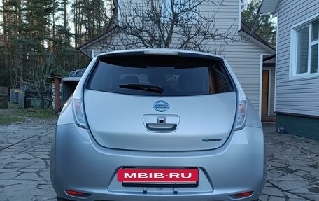 Nissan Leaf I, 2015 год, 990 000 рублей, 2 фотография