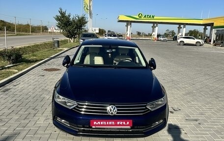 Volkswagen Passat B8 рестайлинг, 2017 год, 2 500 000 рублей, 19 фотография