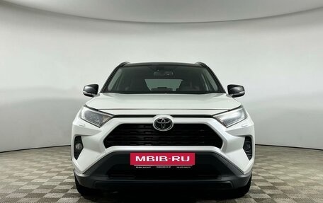 Toyota RAV4, 2021 год, 2 925 000 рублей, 2 фотография