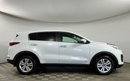 KIA Sportage IV рестайлинг, 2018 год, 2 399 000 рублей, 4 фотография