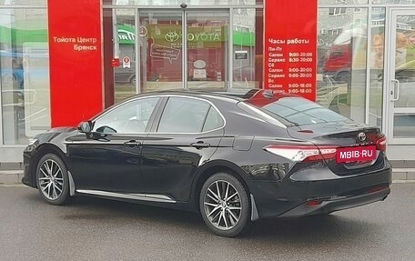 Toyota Camry, 2021 год, 4 699 000 рублей, 7 фотография