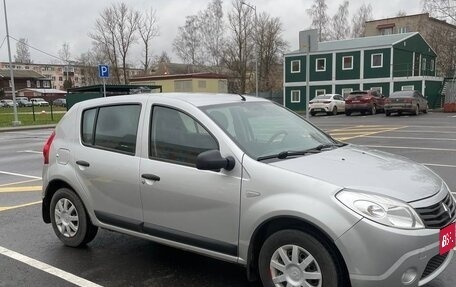 Renault Sandero I, 2013 год, 690 000 рублей, 1 фотография