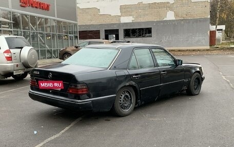 Mercedes-Benz E-Класс, 1992 год, 185 000 рублей, 4 фотография