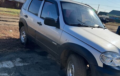 Chevrolet Niva I рестайлинг, 2012 год, 550 000 рублей, 12 фотография