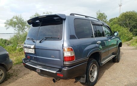 Toyota Land Cruiser 100 рестайлинг 2, 2005 год, 4 444 444 рублей, 5 фотография