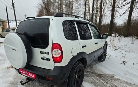 Chevrolet Niva I рестайлинг, 2016 год, 765 000 рублей, 2 фотография